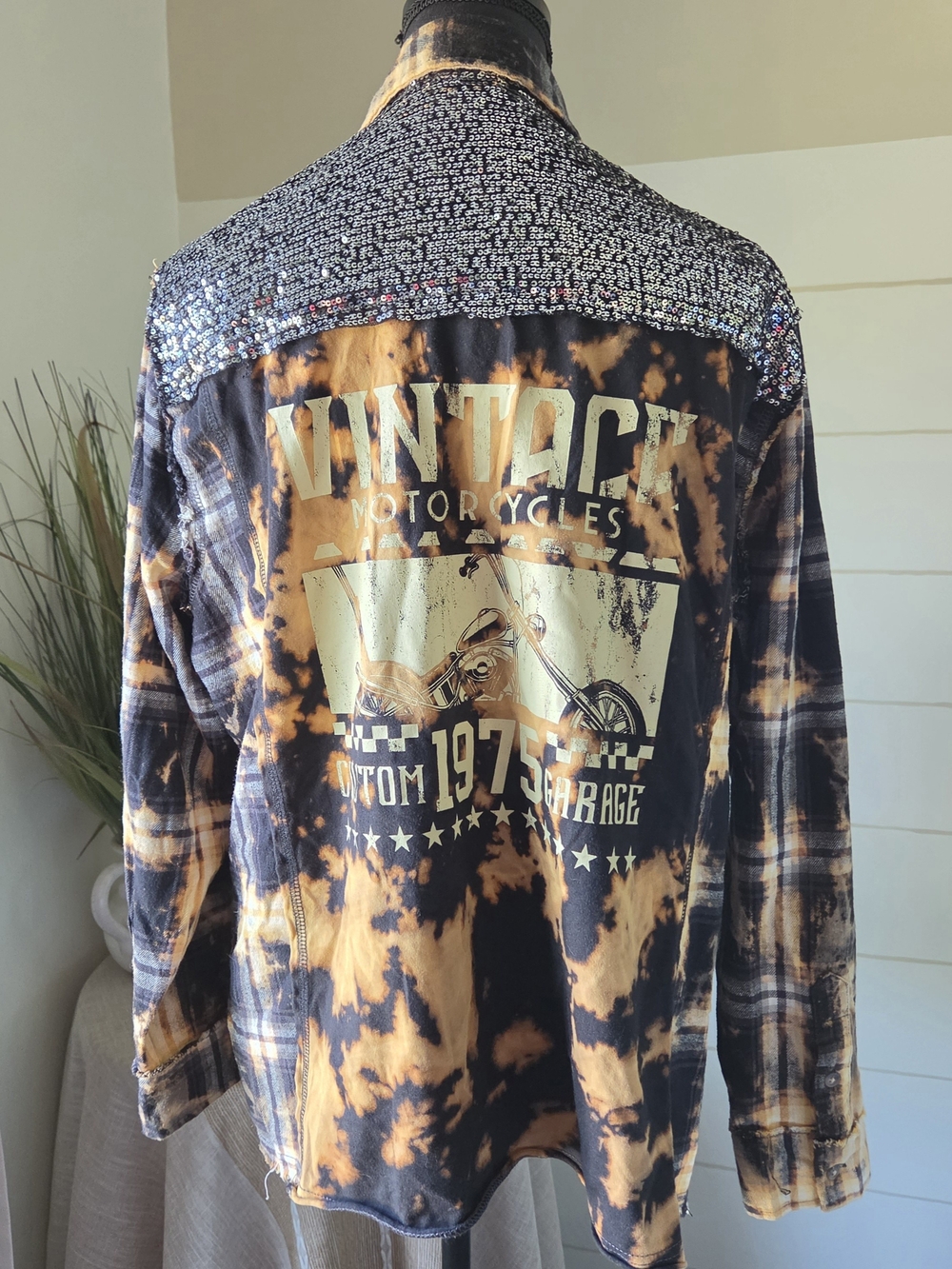 NWT Buckle La La Land Sequin Acid Wash Flannel Motorcycle Graphic Shacket Top S